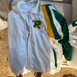 Xl rockawear track suit xl green and white